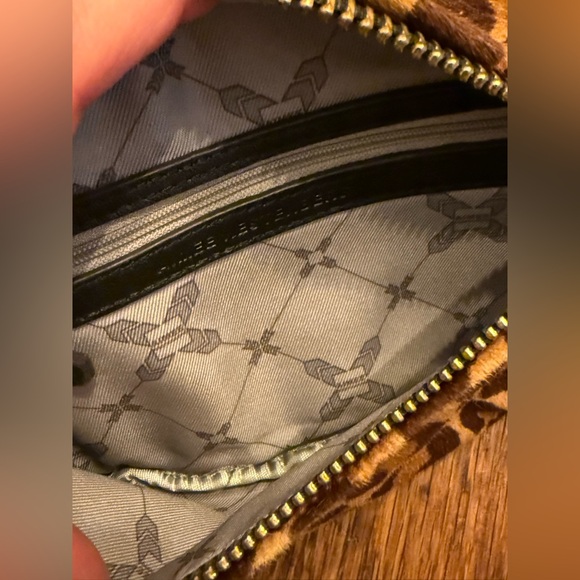 Aimee Kestenberg Leopard Print Crossbody Bag - Picture 6 of 6